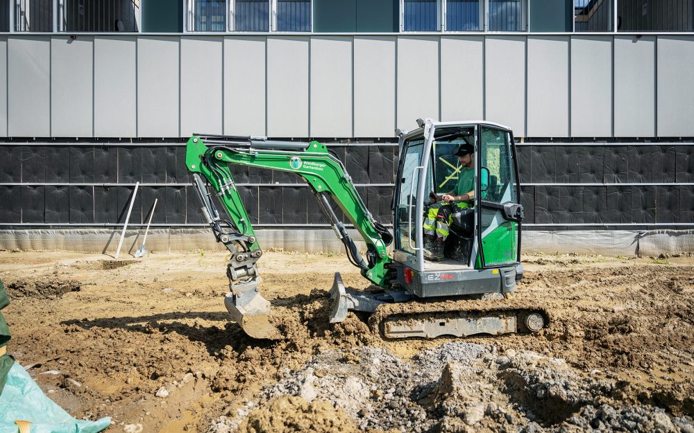 Herisau, Appenzell Ausserrhoden, Schweiz, 5. Juni 2024 - Waldburger Gartenbau, Mitarbeiter Portrait, Referenz Objekte.